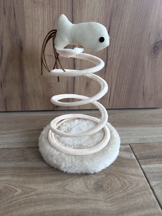 Интерактивна играчка за котки