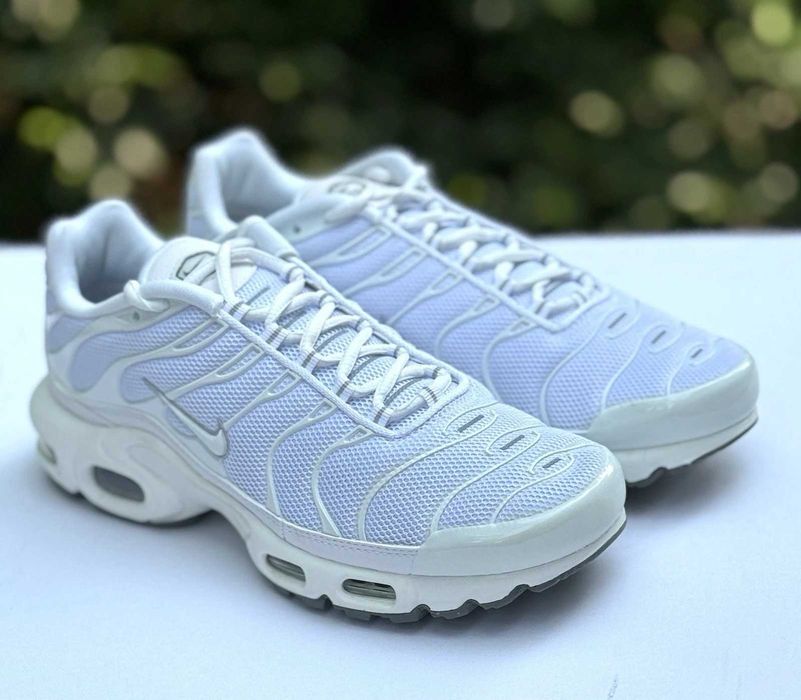Nike Air Max TN Triple White