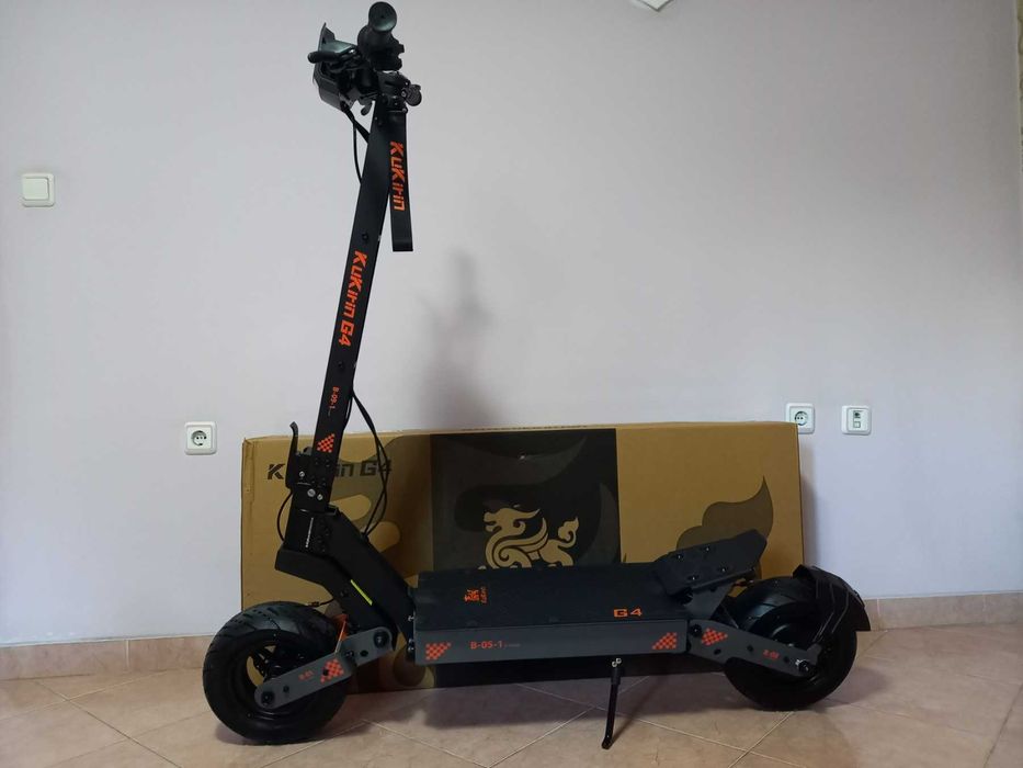 Електрически скутер/тротинетка KuKirin G4 2000W 20AH