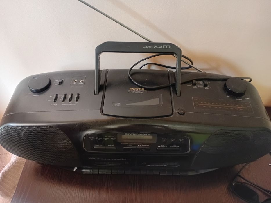 Музыкальная дека Daewoo