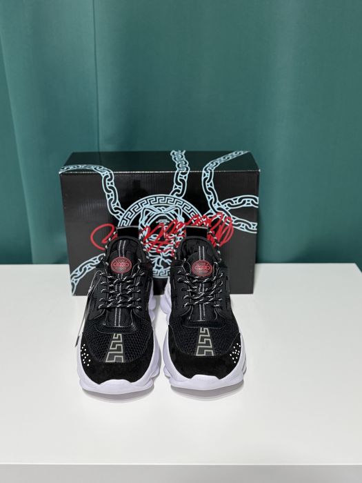 Versace Chain Reaction