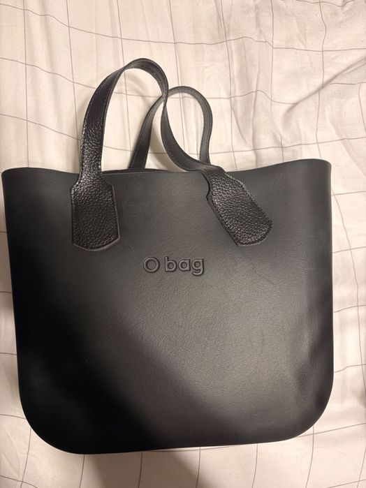 Geanta O Bag neagra