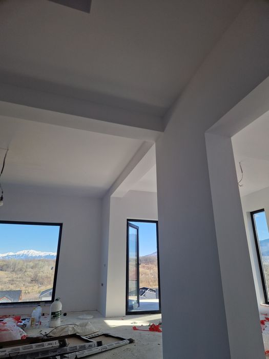 Execut tencuieli mecanizate si  șapă  pe bază de ipsos  , finisaje