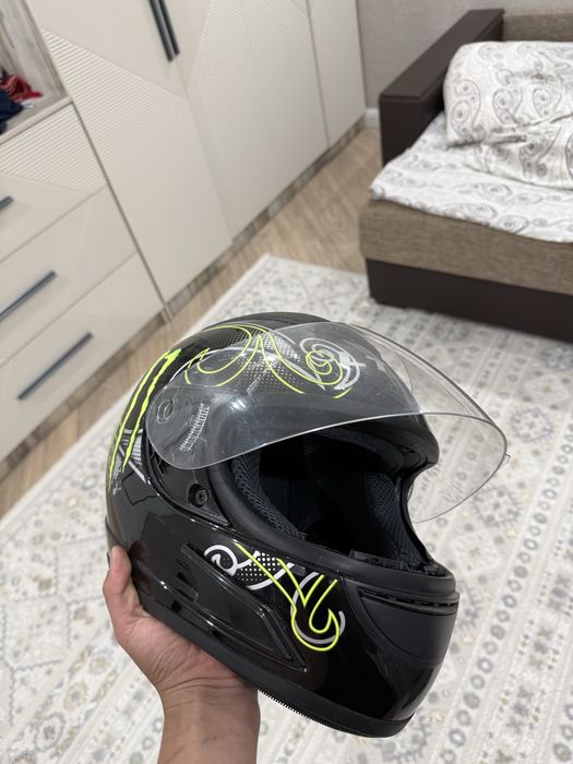 Продам мотошлем