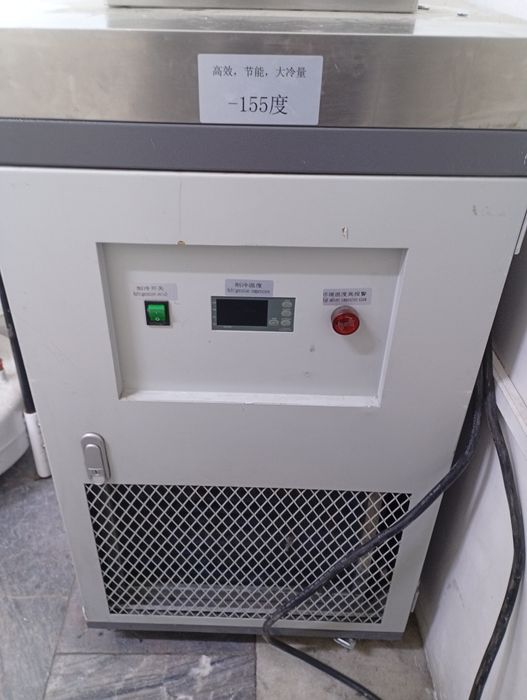 Промышленный чиллер (охладитель)