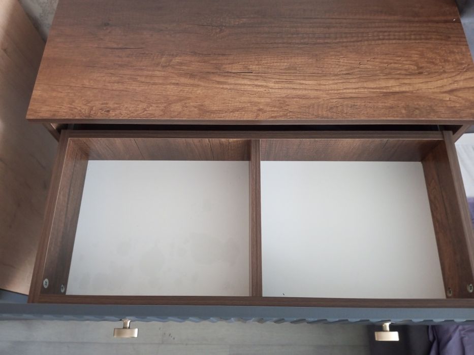 Продам тумбу МДФ