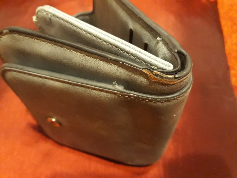 Дамско кожено портмоне