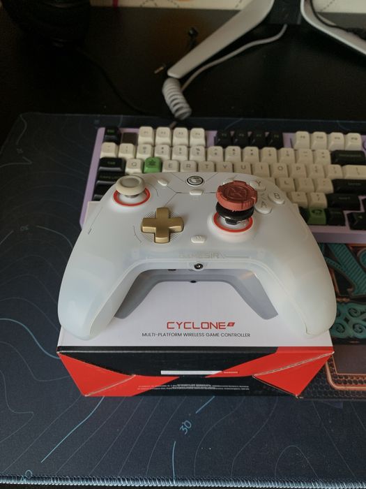 Джойстик Gamesir Cyclone 2