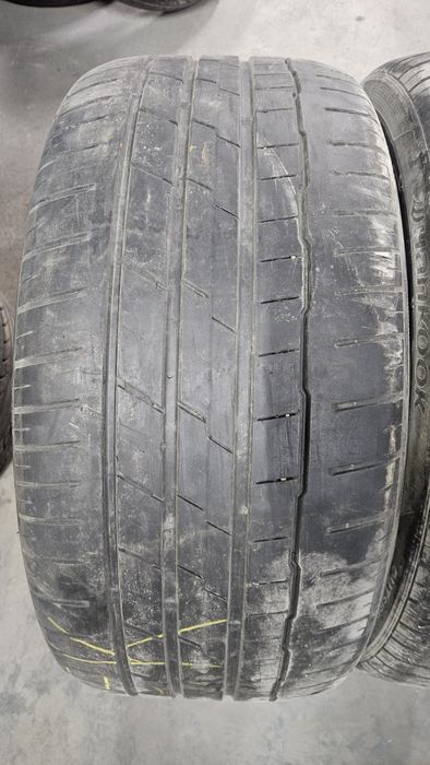 Продам пару шин 275/40/21