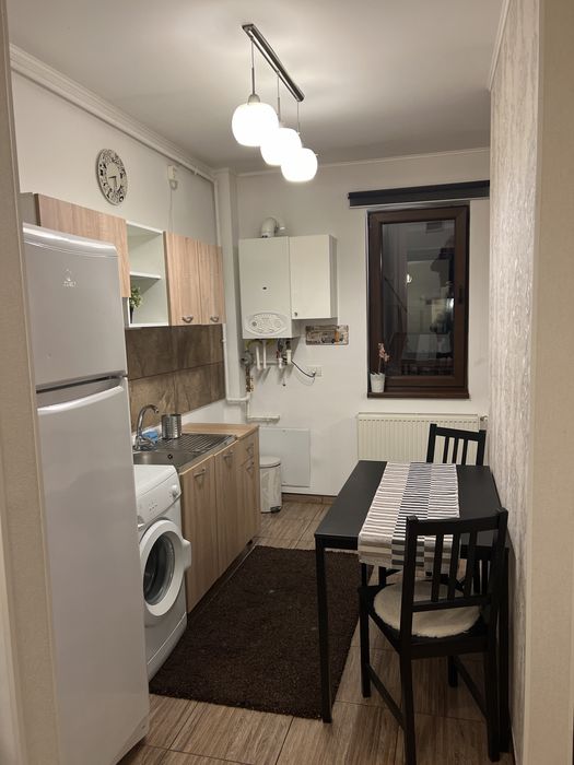 Vand apartament 2 camere Otopeni Str Maramures