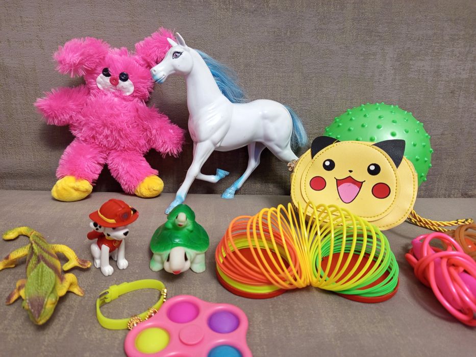 Отдам хорошие игрушки