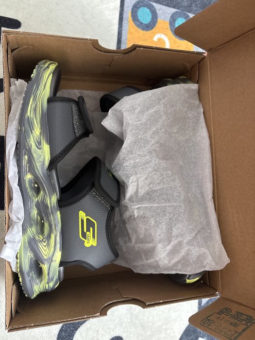 Сандали sketchers