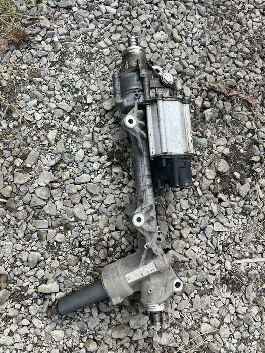 Електрическа рейка Бмв Ф10/11 Bmw F10 F11 Проблем