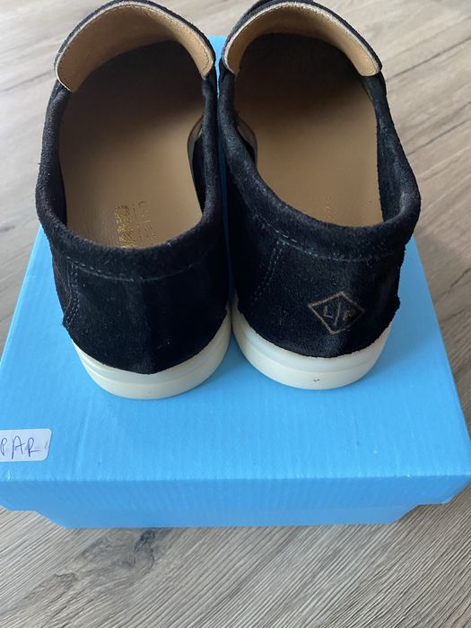 Дамски обувки велур черни