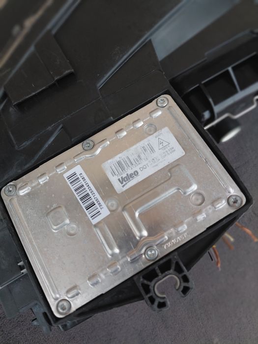 Valeo Xenon фарове Audi A4 B6 от 2000-2004г.