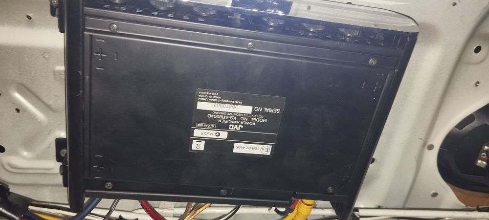 Продаётся TOYOTA CAMRY 36