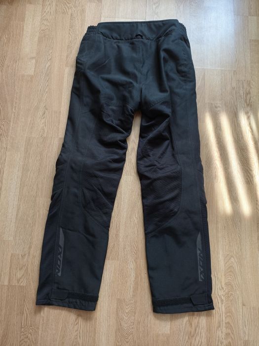 Echipament moto IXON protecție spate/coloană și pantaloni vară