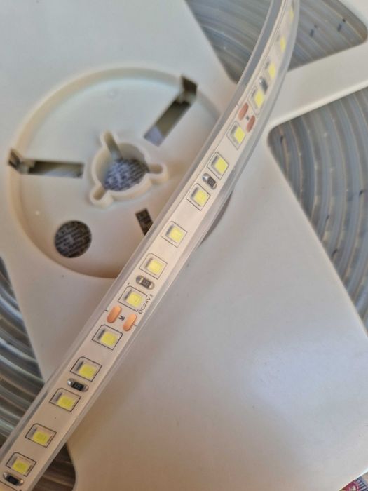 Banda LED SMD3528 24VDC 9,6W/m IP65 alb rece