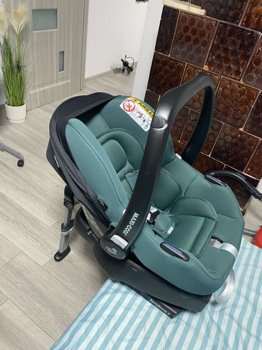 Scoică auto maxi-cosi cu isofix