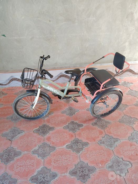 Velosped 3 oyoqli