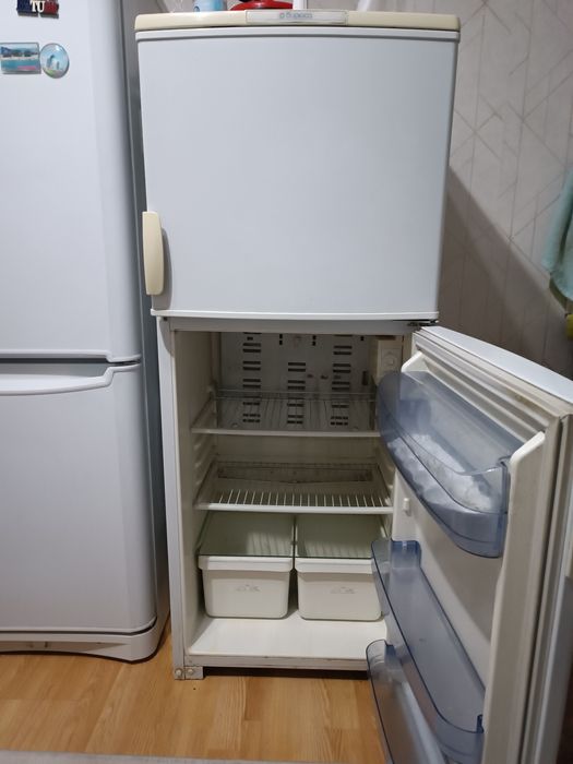 Холодильник б/у бирюса.