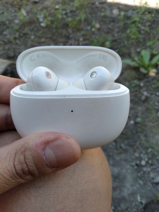 Xiaomi продам наушники
