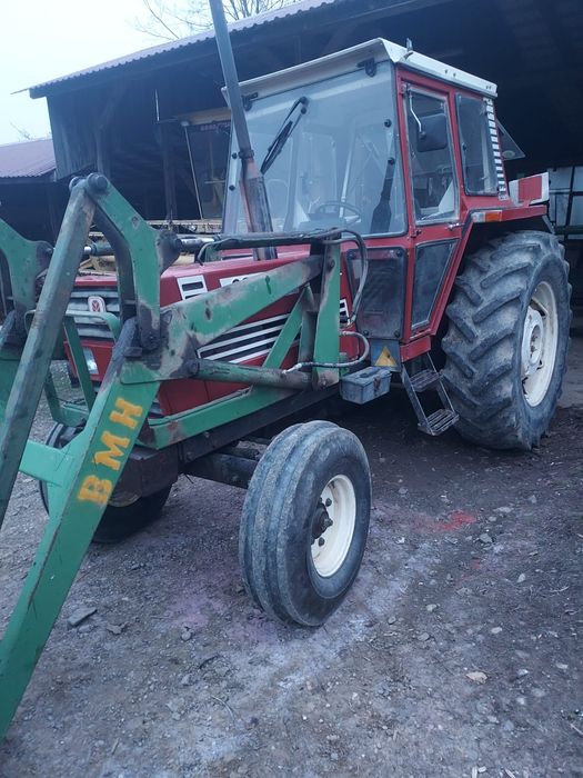 Vand încărcător frontal