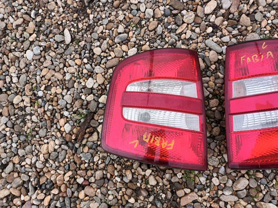 ляв или десен стоп за шкода фабия комби седан SKODA FABIA фабиа