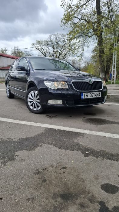 Skoda Superb 2 – 2009 
Vând Skoda Superb 2, an 2009,