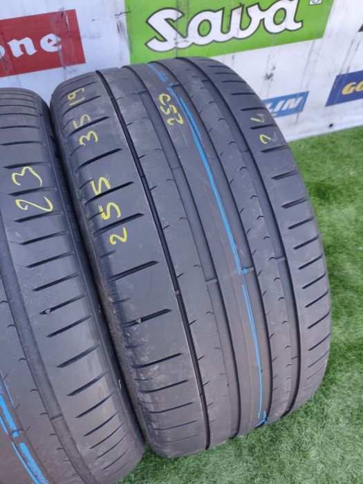 275 35 19 Pirelli