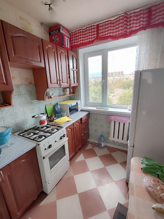 Продается 3-комн (6-15, 4 эт)