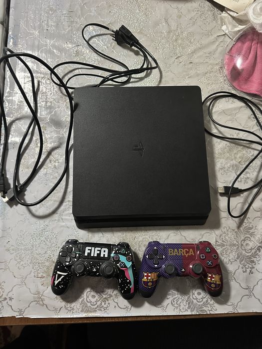 Плэйстейшн 4 слим