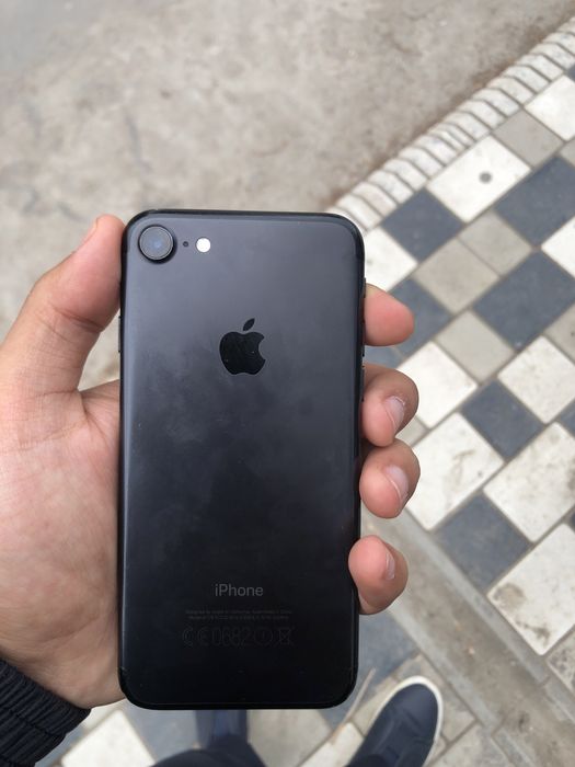 iPhone 7 128GB sim uqimedi!