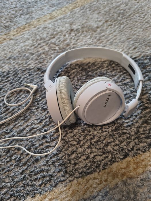 Căști gaming Sony defecte