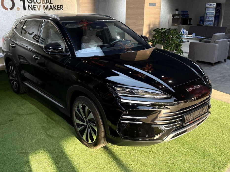 BYD Song Plus Uz-Pride DM-i 110km Flagship