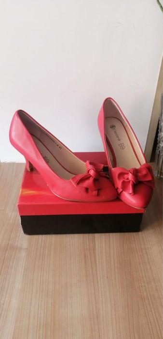 Женские обувь в отл сост