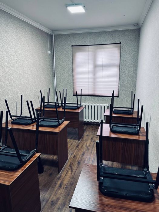 O’quv markazi uchun parta va stullar sotiladi, Holati Yaxshi