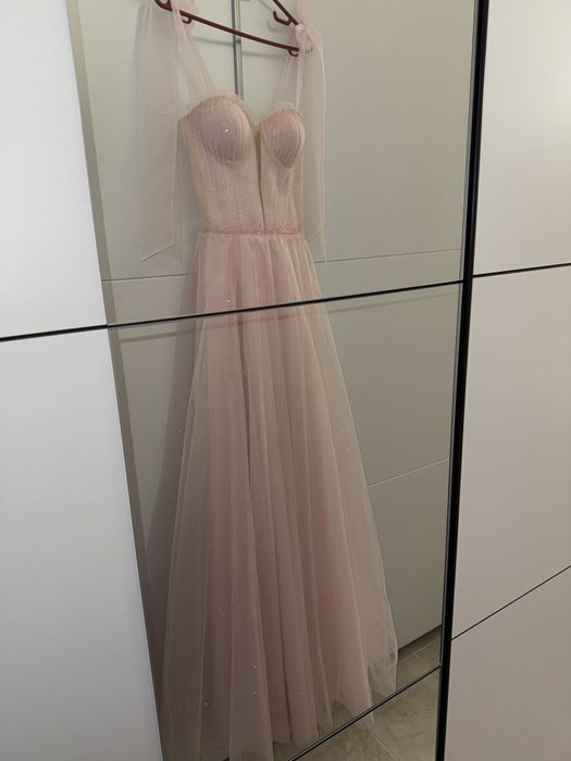 Бална/шаферска рокля