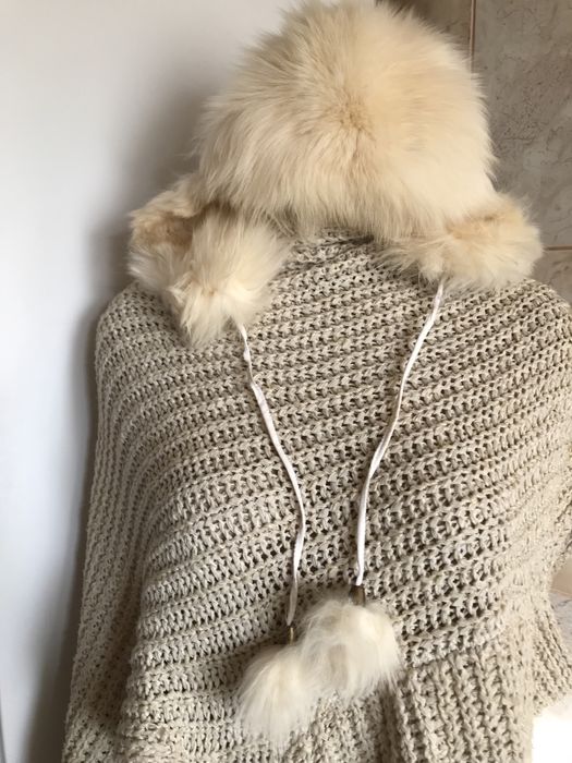 Căciulă din blană naturală de Vulpe Argintie