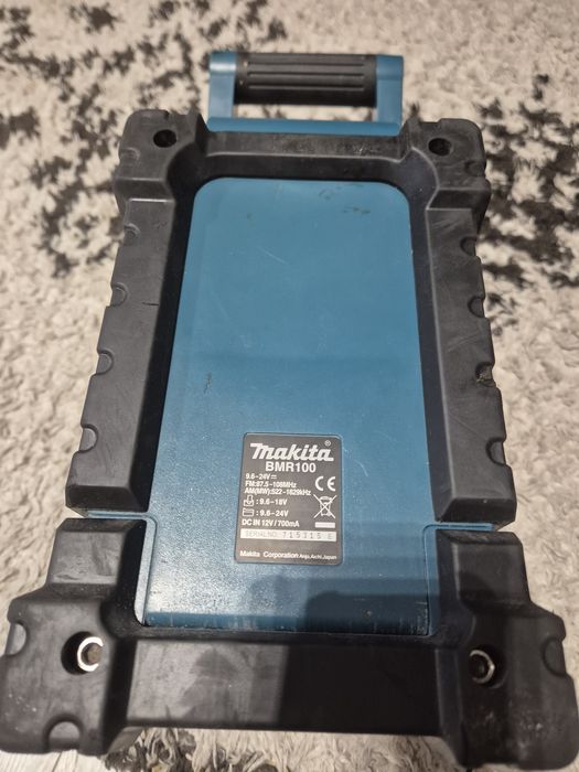 Radio makita 18v dmr 100