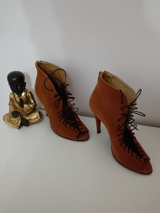 Ghetuțe vara mărimea 39