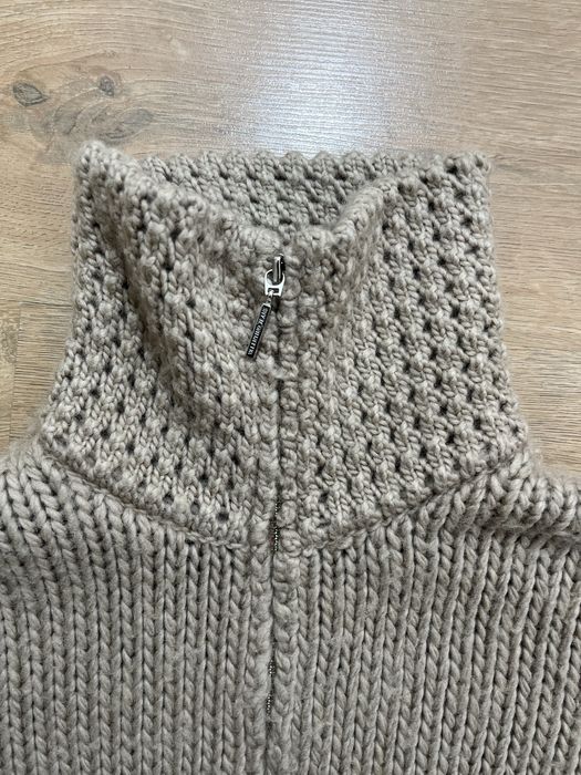 Valentino оригинална вълнена жилетка XS-S