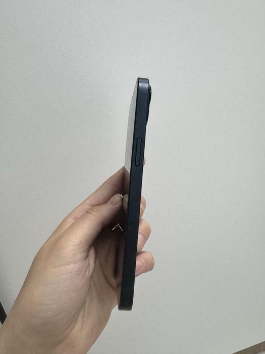 Продам Iphone 13, в хорошем состоянии