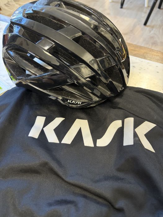 Каска KASK Valegro WG11 - черна и още една сива