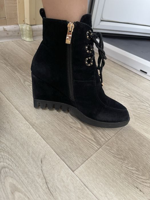 Зимние полусапоги