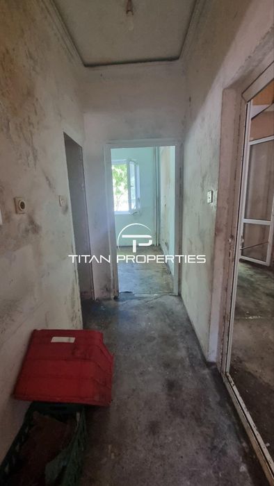 Продава се Тристаен апартамент в Пловдив, Кючук Париж - 93 кв.м за 1237 €/кв.м - Снимка #5