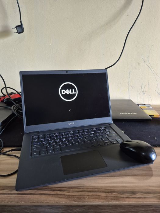 Ультрабук Dell Core i5-10210