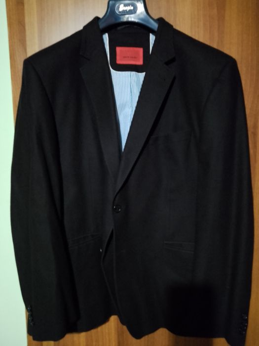 Мъжки костюми, сака якета. Големи номера. При интерес пишете.