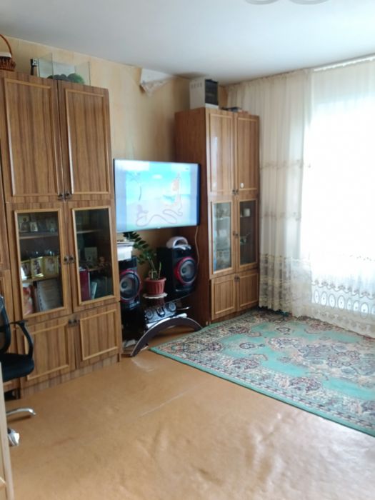 Продам 2 комн квар. 9-46,  4этаж.