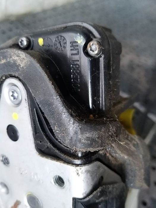 Broasca usa stanga spate opel astra j 3023881lh1